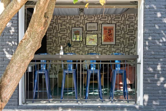 Stable #6 ~ Fire Pits, Mini Golf, Games, Walkable